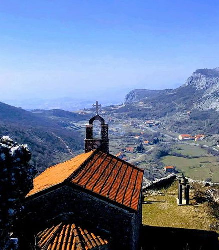 Foto de Gran Podgorica: Kuči, Bodega Tradicional, Cañón de Cijevna y Cataratas del Niágara - Tour Privado